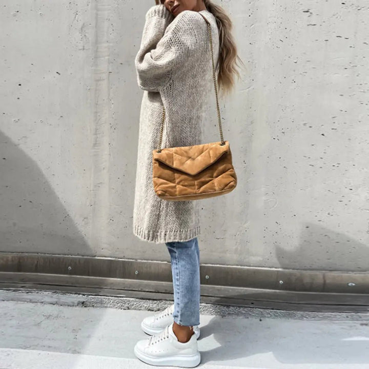 Møssa – Astrid Klassisk Cardigan i Myk Kvalitet - Møssa Norway