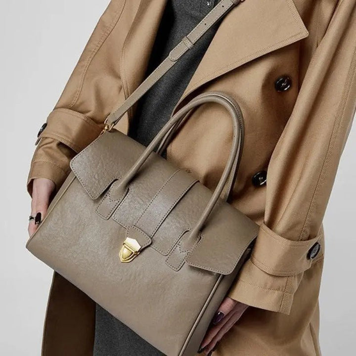 Møssa – Klassisk Skinnveske i Retro Stil - Møssa Norway